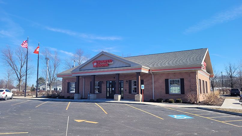 Exterior of 1st Source Bank on Carnegie Blvd. in Fort Wayne, Indiana
