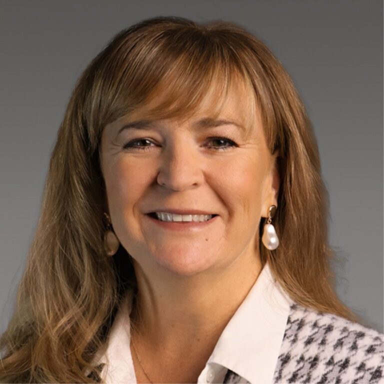 Kim Grannan, 1st Source Bank Private Banker and Wealth Management expert. 200 E Main Street, Fort Wayne, IN 46802